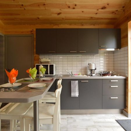 Chalet Near Ourthe River And The City Of Durbuy Vieuxville Exterior foto
